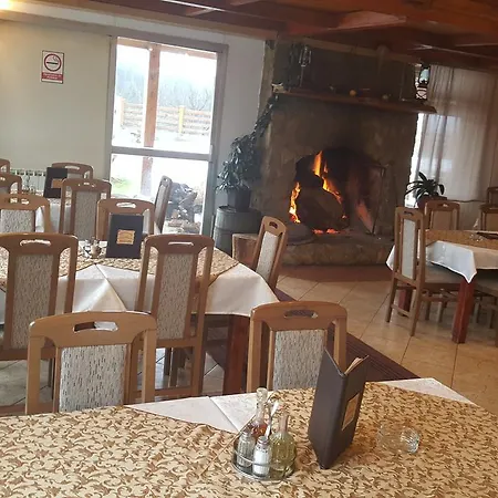 Pansion I Restoran ,, Pogled