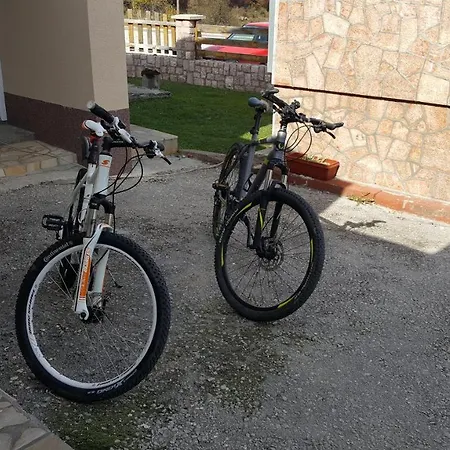 Pansion I Restoran ,, Pogled