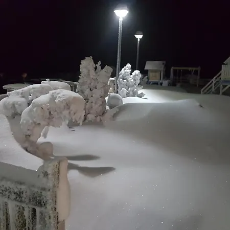 Guest house Pansion I Restoran ,, Pogled