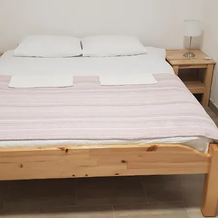 Pansion I Restoran ,, Pogled